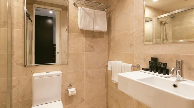 غرفة بسريرين منفصلين، Canberra Rex Hotel 3/4