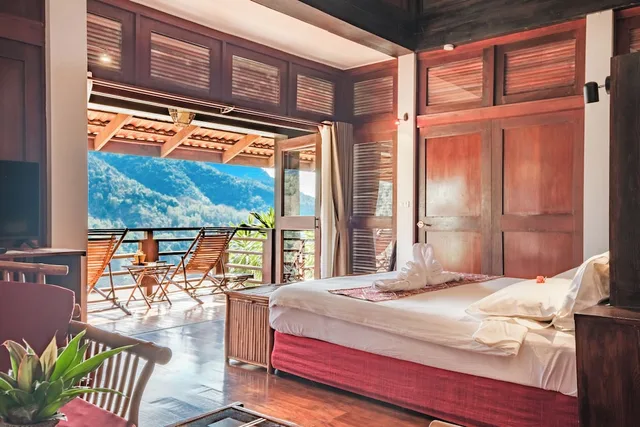 جناح بسرير كينج بشرفة، SANCTUARY PAKBENG LODGE 1/4