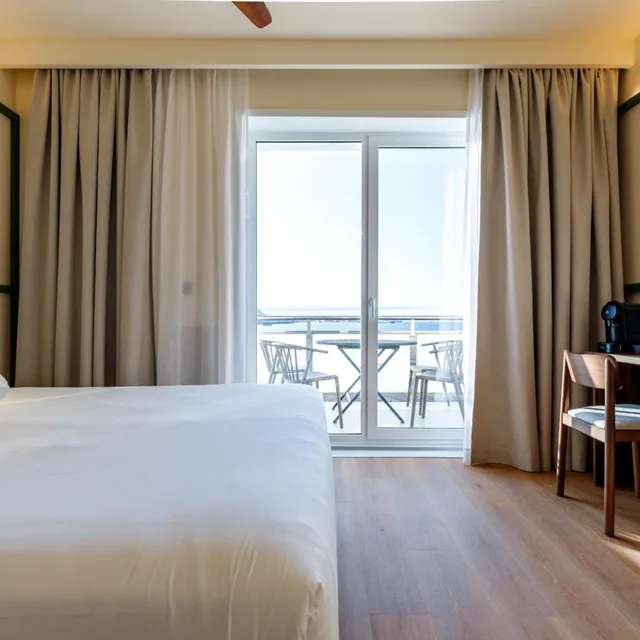 Superior, Balcony, Petit Palace Tamarises 1/10