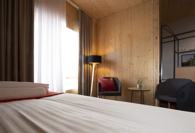 غرفة سوبيريور بسرير كوين، Landhotel 1/10