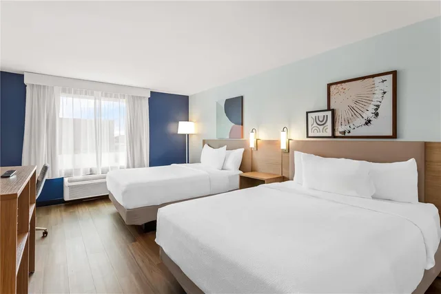 غرفة بسريرين كوين، Spark by Hilton Oak Forest 3/3