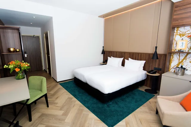 غرفة بسريرين منفصلين، Doubletree By Hilton Royal Parc Soestduinen 3/10