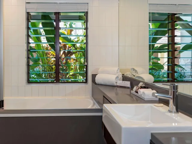 2 Bedrooms, Penthouse, Apartment, 2 Double Beds, Pool View، Pullman Port Douglas Sea Temple Resort and Spa 7/9