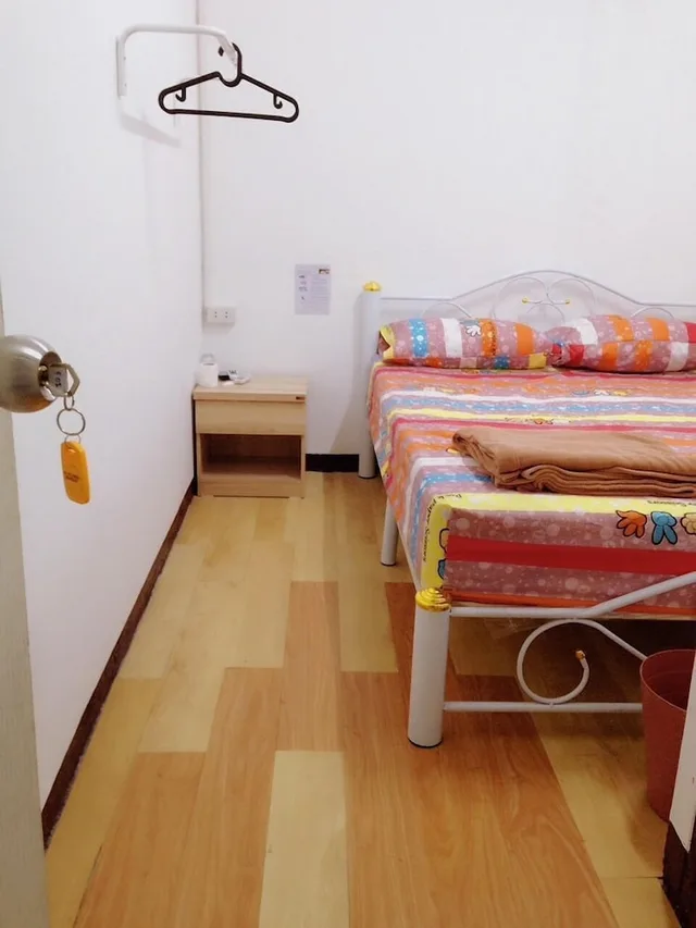Standard, Double Bed, No Window، Natcha Place Rangsit Donmuang 1/2