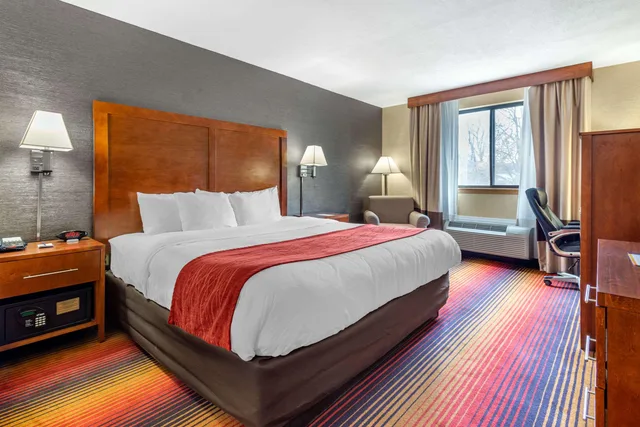 Room, King Bed, Red Roof Inn Fairfield 1/3
