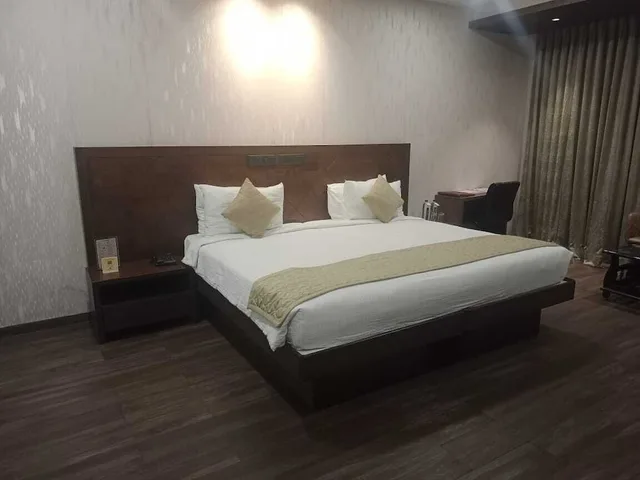 غرفة قياسية بسريرين منفصلين، Devka Beach Resort 2/6