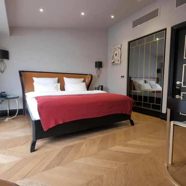 غرفة سوبيريور بسرير مزدوج بشرفة بإطلالة جزئية على البحر، Nordstern Hotel Galata 1/5