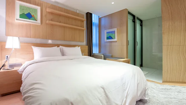 غرفة قياسية بسرير كوين، Hotel Rian 1/10