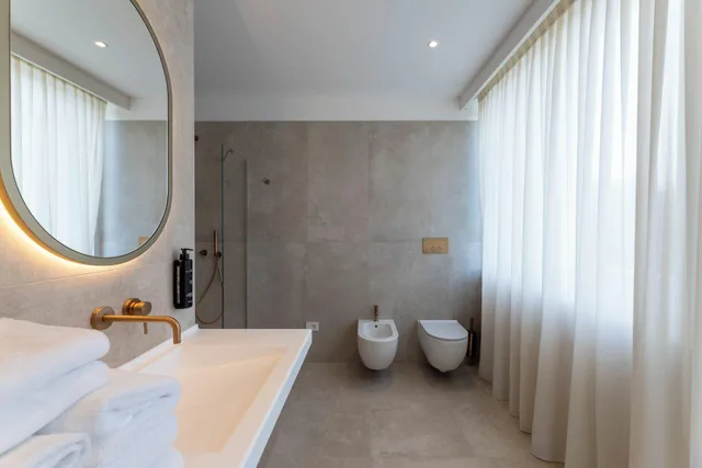 Premium, Suite, Lake View, Hot Tub, Suisse 5/10