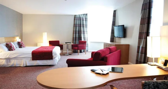 غرفة تنفيذية بسرير كينج، Best Western Plus Nottingham Westminster Hotel 3/6