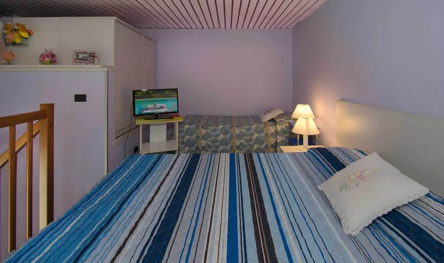 غرفة قياسية ثلاثية بسرير مزدوج وسرير فردي، Hotel Rex 4/10
