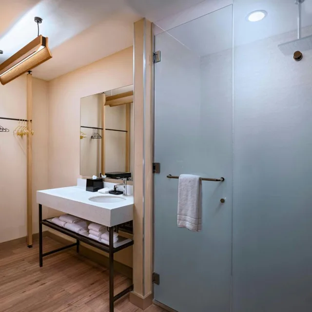 Savvy, Suite, 2 Queen Beds, Balcony، Aloft Playa Del Carmen 3/3
