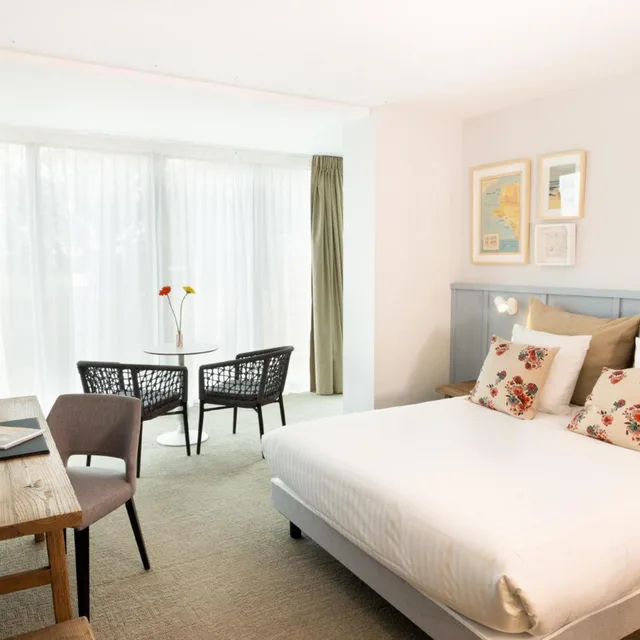 غرفة بريميوم بسرير مزدوج بإطلالة على الحديقة، Eco-Domaine La Fontaine Hotel Spa & Residence 4/10