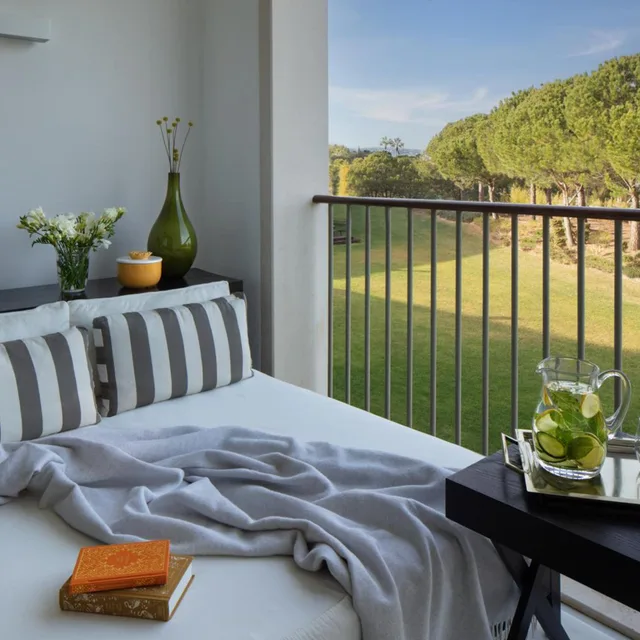 غرفة ديلوكس بسرير مزدوج بشرفة، Victoria Golf Resort and Spa Managed by Accor 1/6
