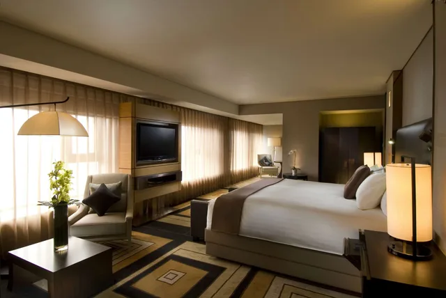 جناح تنفيذي بسرير كينج مع دخول صالة النادي، Hilton Beijing Wangfujing 3/4