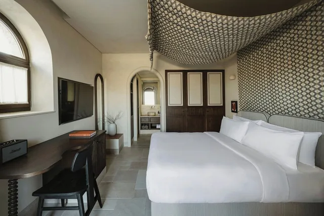 Aqua, Island, King Bed, Sea View, Adult Only، Domes of Elounda, Autograph Collection 2/8