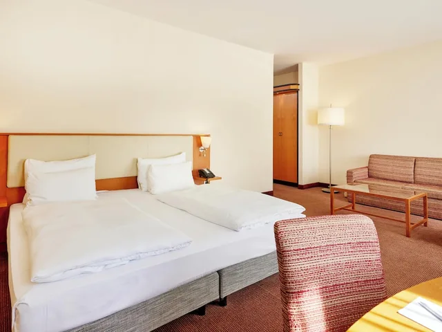 Privilege, Double Bed, Mercure Hotel Dusseldorf City Center 1/8