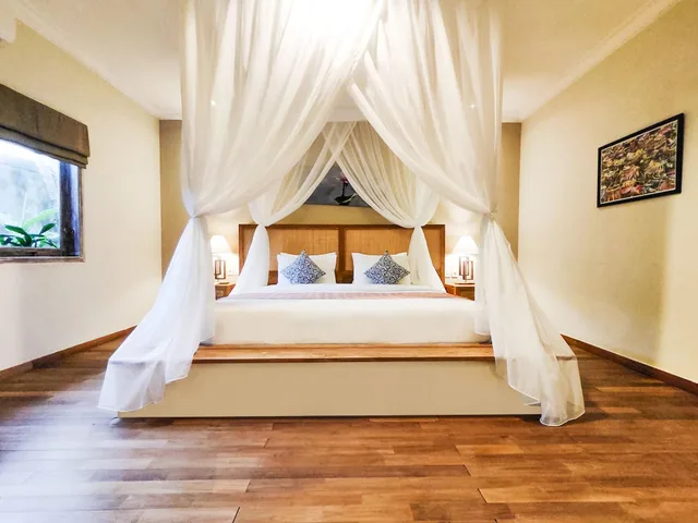 فيلا بريميير بإطلالة على المسبح بغرفتي نوم لذوي الإعاقة، Seminyak Square Hotel 8/10