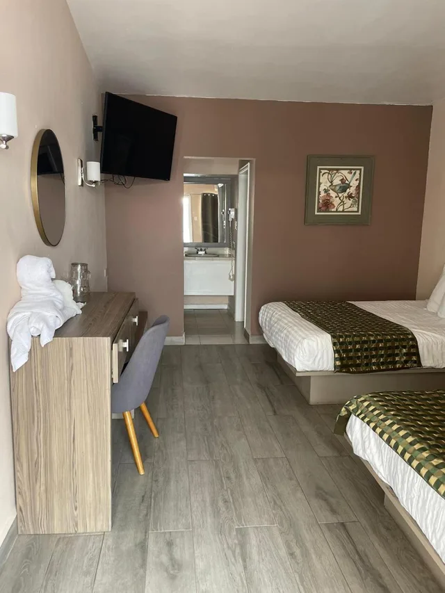 غرفة بسريرين منفصلين، Hotel Flamingo Juarez 4/4