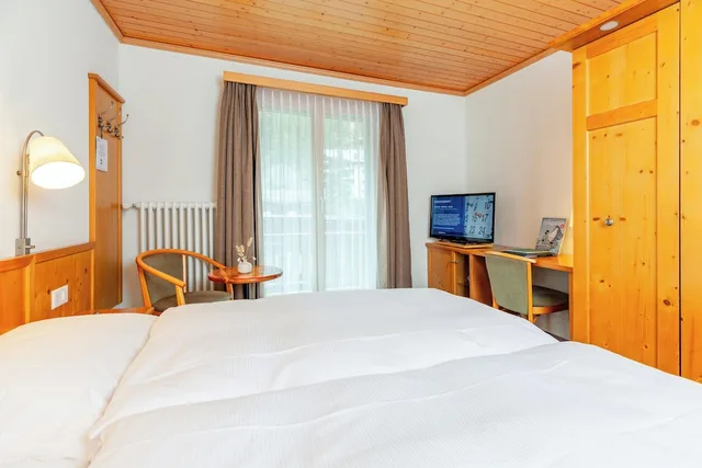 Room, Twin Beds, Balcony or Terrace، Alpenblick 4/6