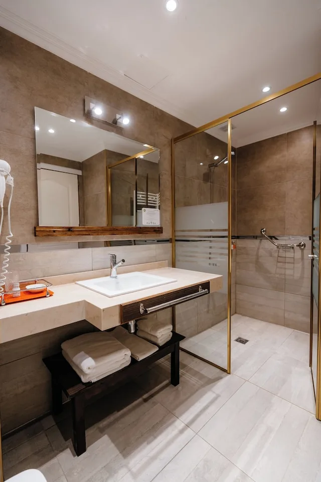 غرفة بسرير مزدوج بشرفة، Chalten Suites Hotel 8/8