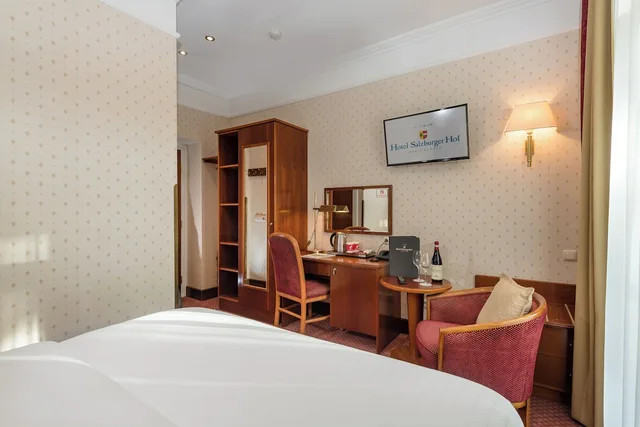 Economy, Twin Beds, Hotel Salzburger Hof 5/7