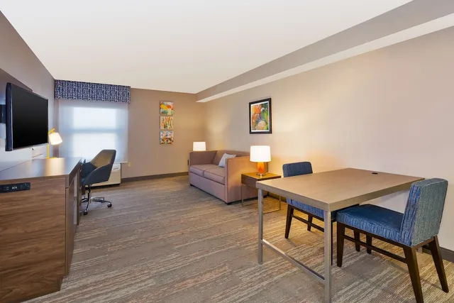جناح بسرير كينج مع أريكة لذوي الإعاقة، Hampton Inn Princeton 7/10