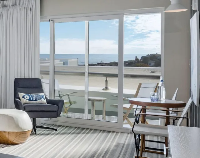 Room, King Bed, Coast View، Cliff House Maine 2/3