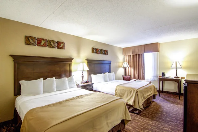 غرفة قياسية بسريرين مزدوجين، Best Western Center Pointe Inn 4/10