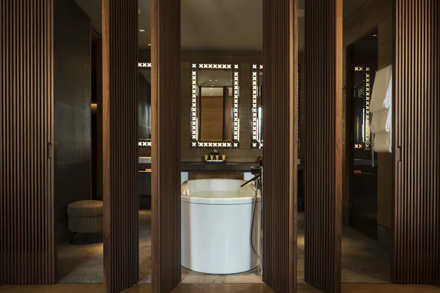 2 Bedrooms, Grand, Alpine, Suite, 2 King Beds, The Chedi Andermatt 10/10