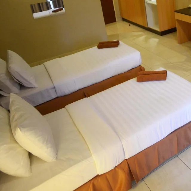 غرفة ديلوكس بسريرين منفصلين، City Times Hotel 1/2