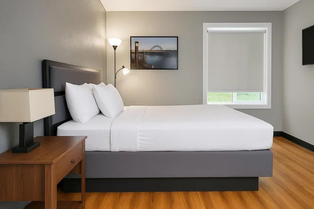 غرفة بسرير كوين لذوي الإعاقة، Sunnyside Inn & Suites 4/7