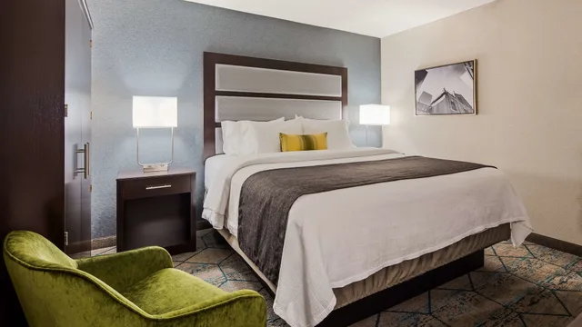 Standard, King Bed, Best Western Plus Indianapolis NW Hotel 8/10