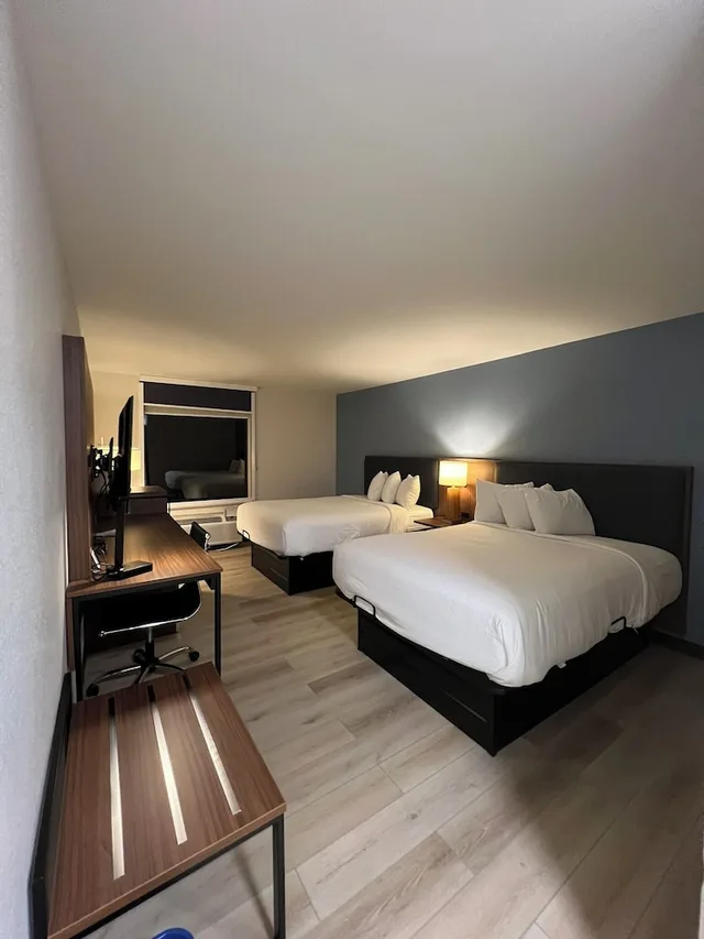 غرفة بسريرين كوين لذوي الإعاقة، Wingate by Wyndham Dublin Near Claytor Lake State Park 3/8