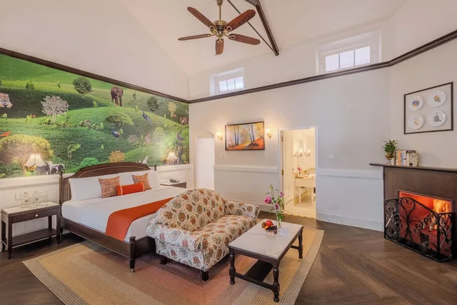 Premium, Suite, King Bed, Gateway Coonoor - IHCL SeleQtions 1/2