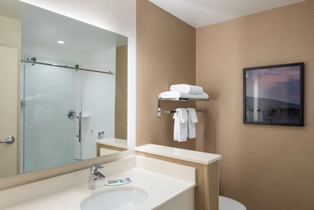 جناح بسرير كينج مع أريكة لذوي الإعاقة، Fairfield Inn & Suites By Marriott Chillicothe 4/7