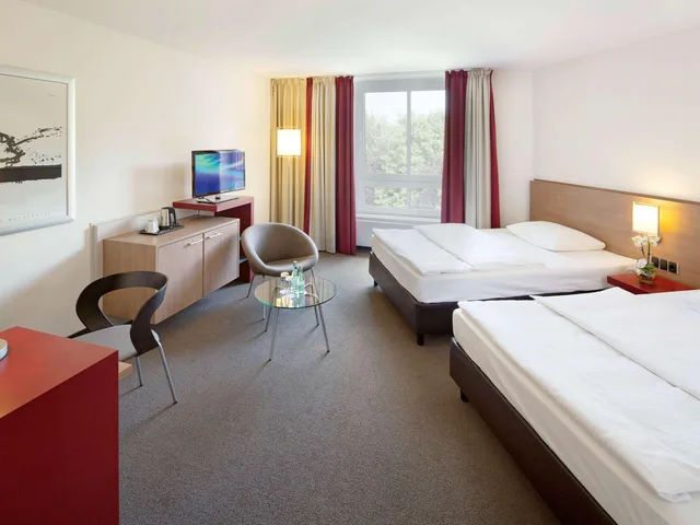 Superior, 2 Queen Beds, Movenpick Hotel Munster 1/1