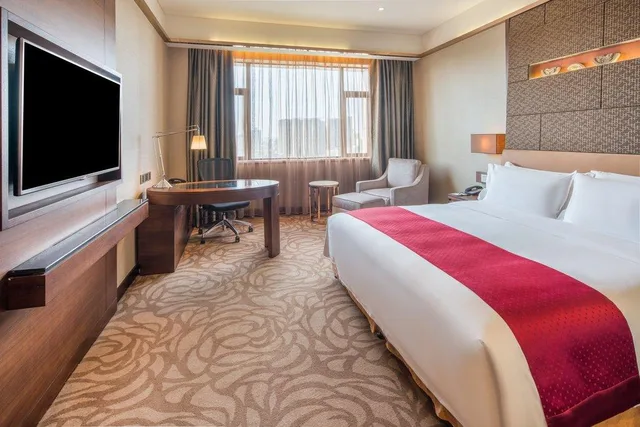 غرفة بسرير كينج، Holiday Inn Xian Big Goose Pagoda 2/8