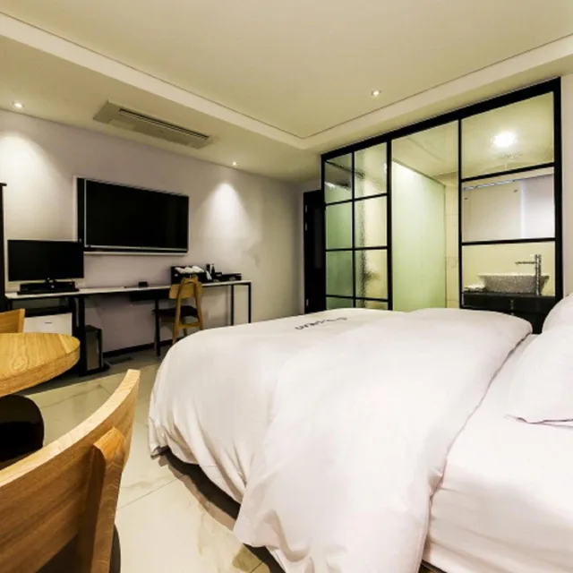غرفة قياسية بسرير كينج، Incheon Hotel Cacao 2/10