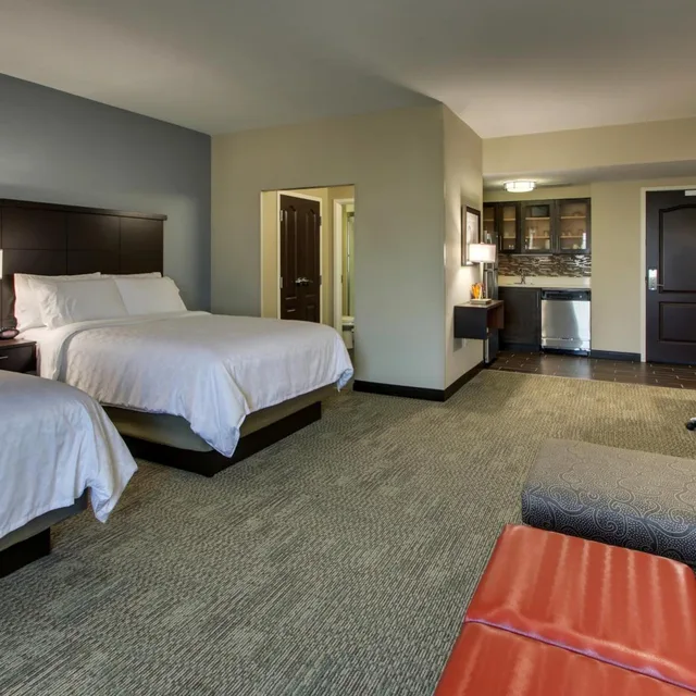 جناح بسريرين كوين لذوي الإعاقة، Staybridge Suites ROCK HILL 1/3