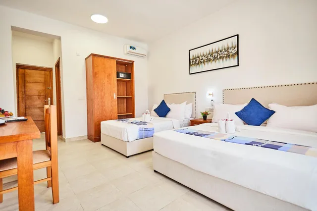 Deluxe, King Bed, Pool Side، Malika Nungwi Hotel 2/3