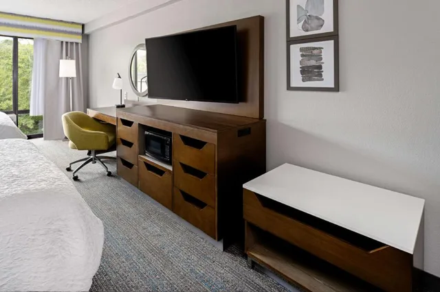 Room, 2 Queen Beds, Parlor, Adult Only، Hampton Inn Richmond Mechanicsville 7/9