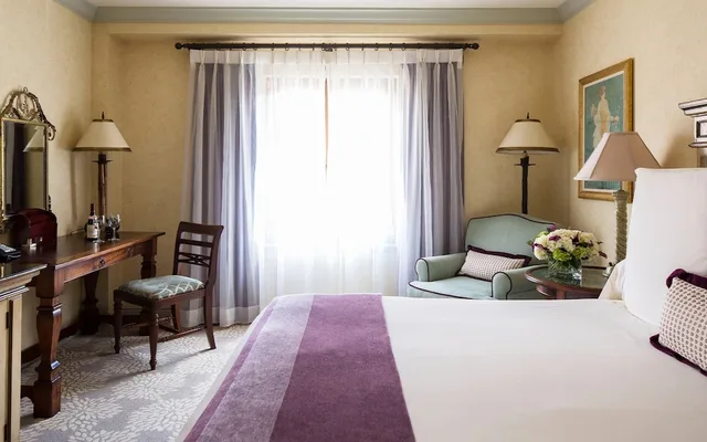 Classic, Queen Bed, Town View, City View، Delamar Greenwich Harbor 3/6