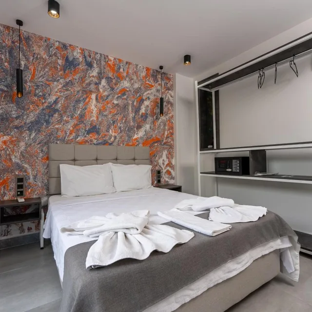 جناح جونيور، Euronova Hotel Residence 3/7