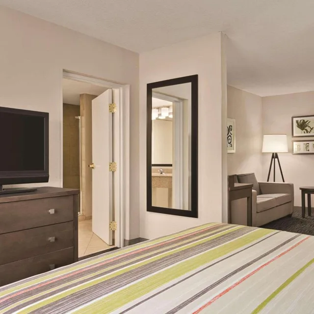 جناح استوديو بسرير كينج مع أريكة، Country Inn and Suites by Radisson Tampa/Brandon FL 3/8