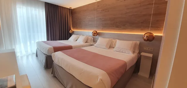 غرفة قياسية بسرير مزدوج، Hotel Bernat II 2/8