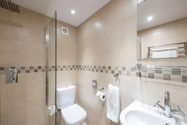 Superior, 1 Double and 1 Single Bed, The Barn Hotel & Spa 6/6