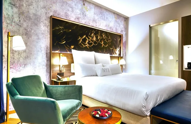 Space, Queen Bed، Nyx Hotel Warsaw By Leonardo Hotels 5/9