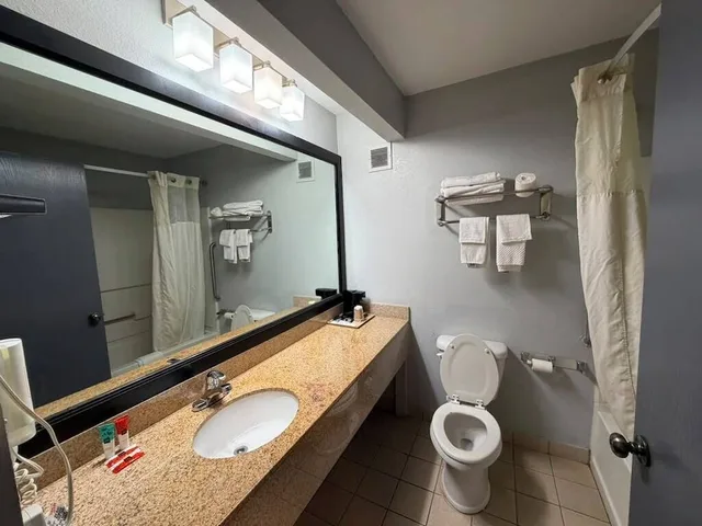 Suite, 2 Queen Beds, Baymont by Wyndham Memphis I-40 5/5