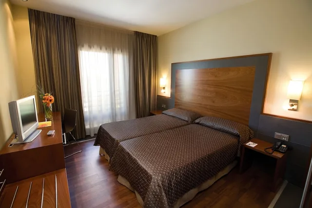 غرفة قياسية بسرير مزدوج، Hotel F G Logrono 3/6